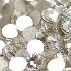 Baehr Kristalčki srebrni 1,8 mm - 100 kom